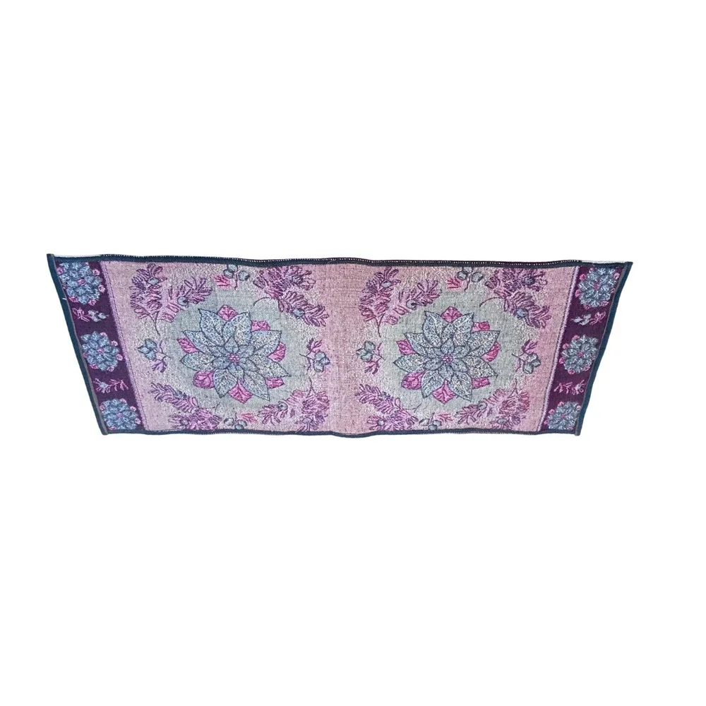 Christmas vintage Poinsettia Tapestry Table Runner & Placemats Set Red Burgundy
